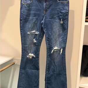 American Eagle Women’s Distressed Blue Flare Jeans size 14/32W Regular